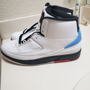 Nike air jordan 2 retro alumni